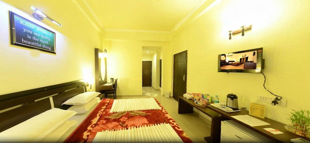 Hotel Hong Kong Inn Amritsar Eksteriør bilde