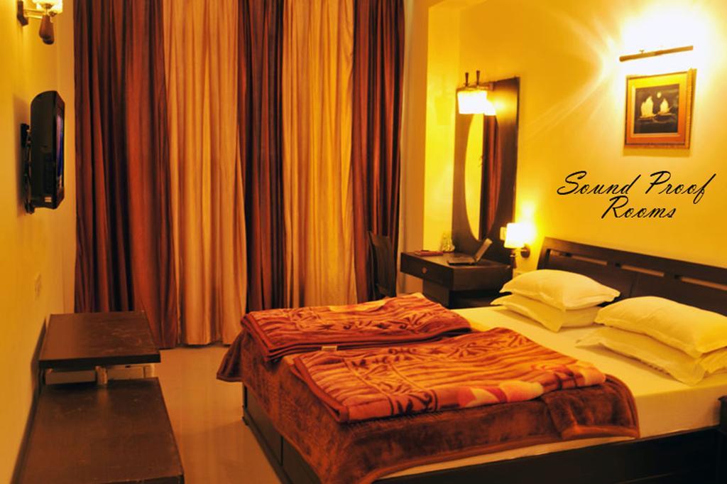 Hotel Hong Kong Inn Amritsar Eksteriør bilde