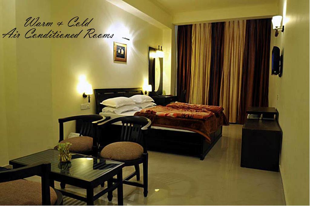 Hotel Hong Kong Inn Amritsar Rom bilde