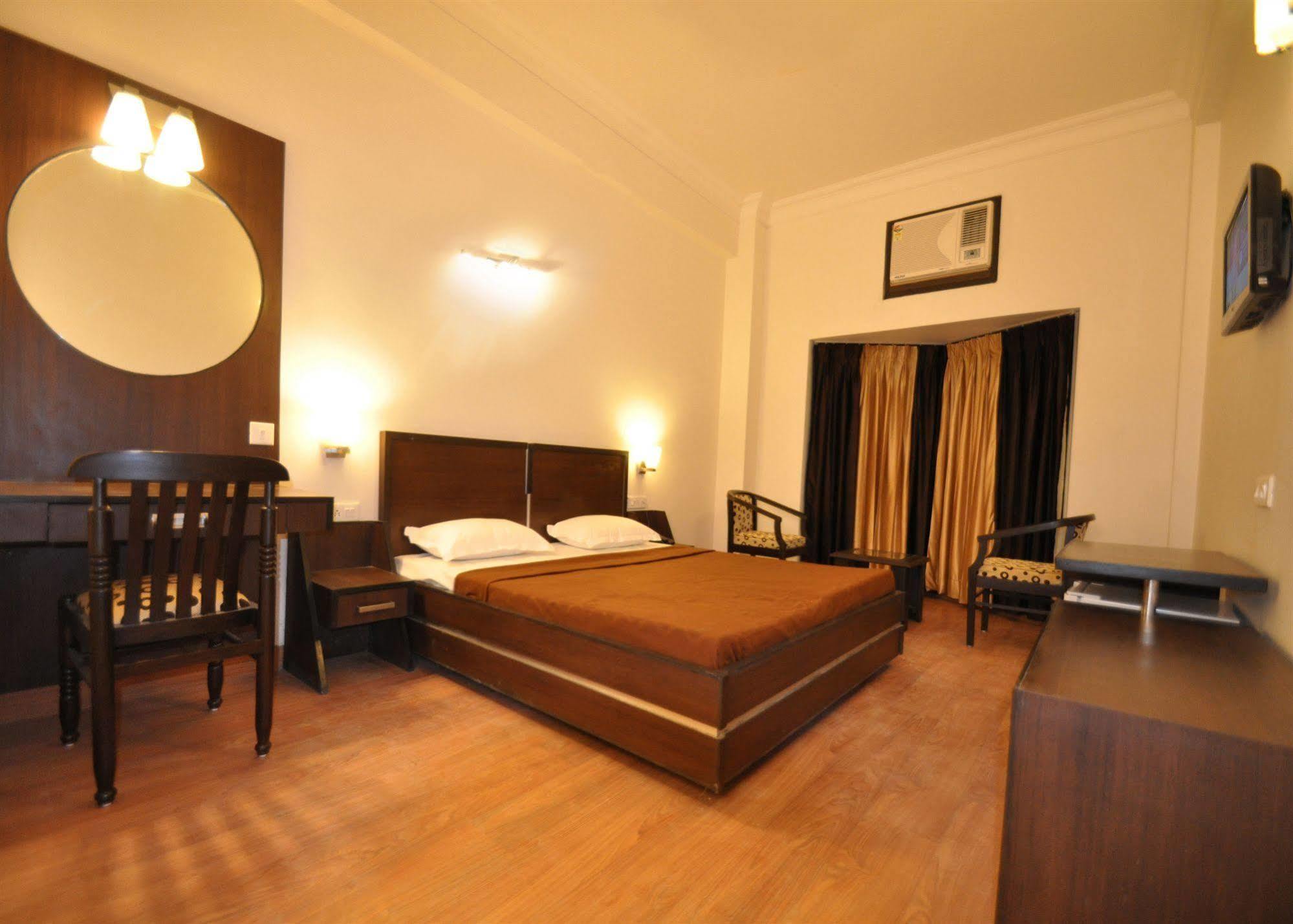 Hotel Hong Kong Inn Amritsar Eksteriør bilde
