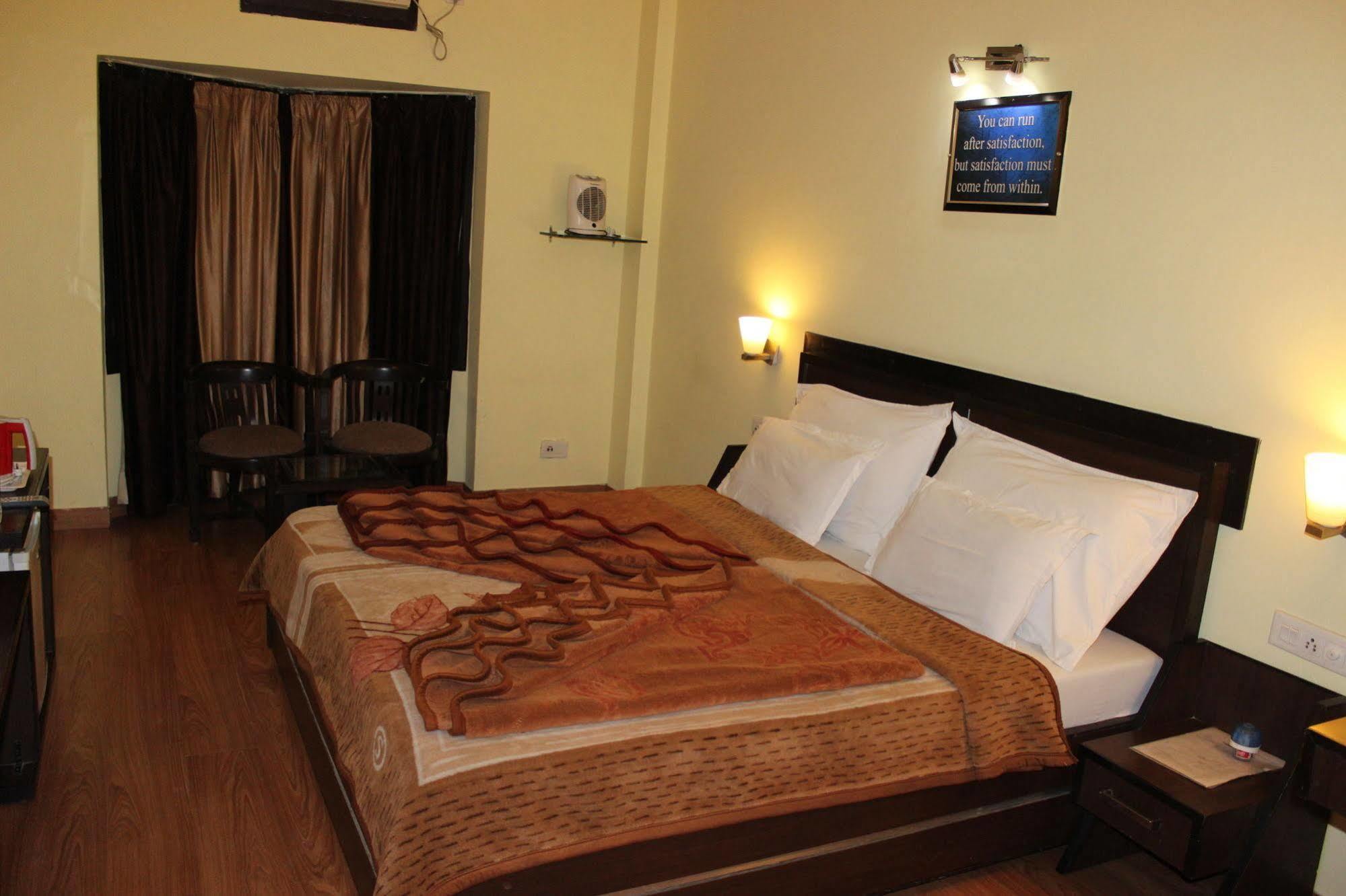 Hotel Hong Kong Inn Amritsar Eksteriør bilde