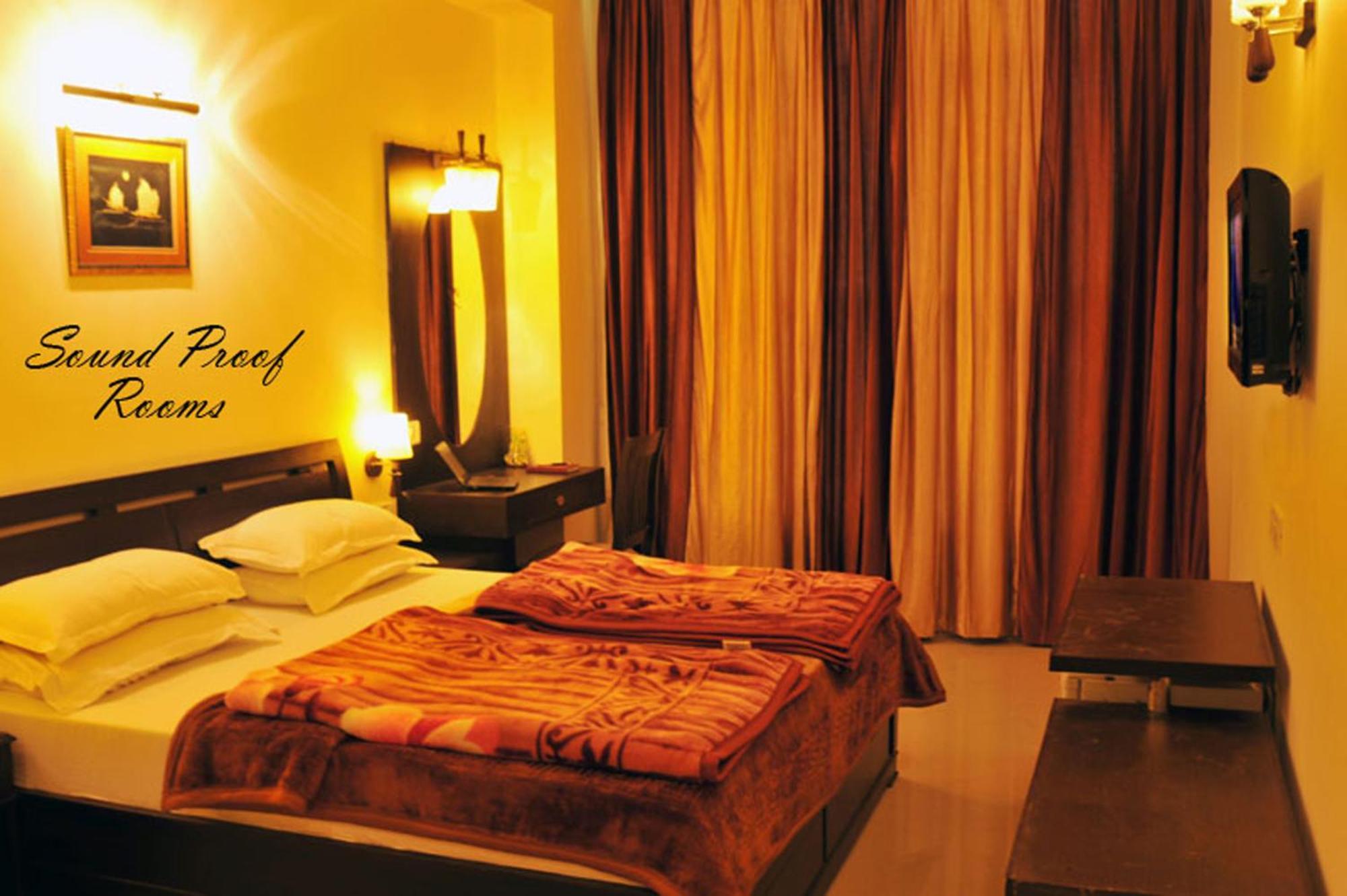 Hotel Hong Kong Inn Amritsar Eksteriør bilde